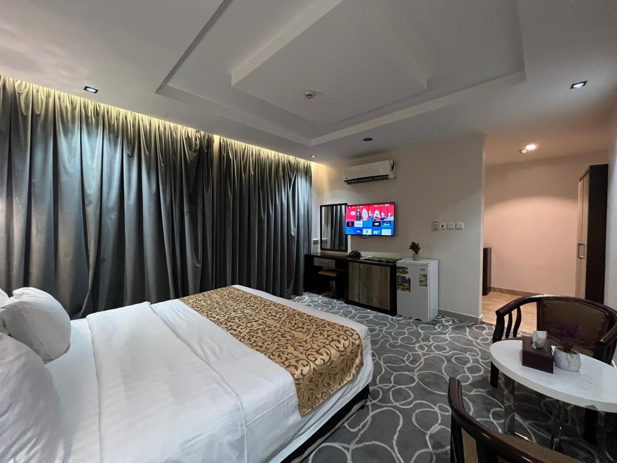 Rose Star Hotel Джедда Экстерьер фото