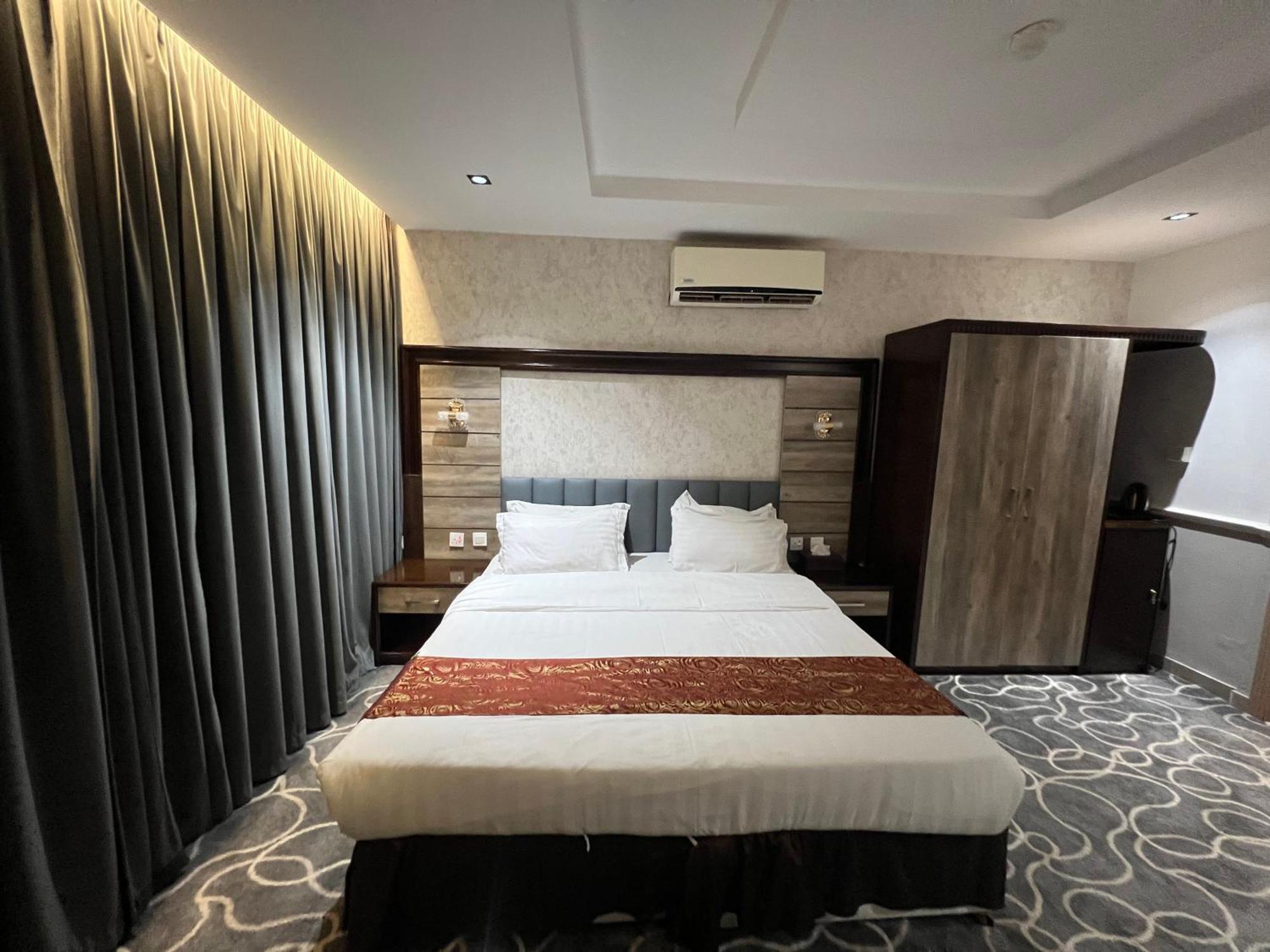 Rose Star Hotel Джедда Экстерьер фото